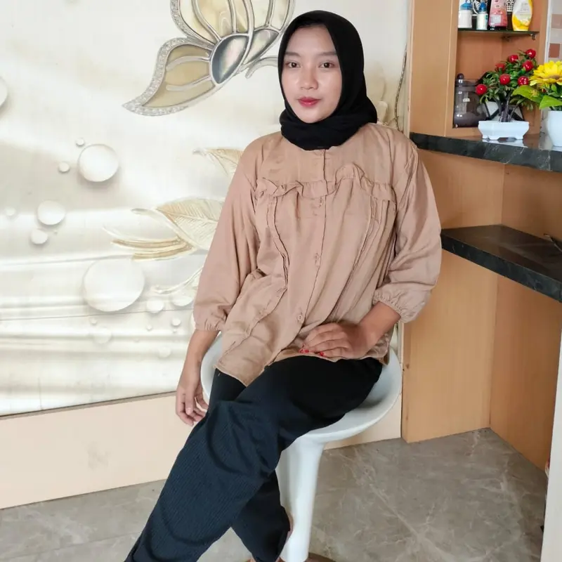 Shofia blouse shirt atasan kemeja Wanita rempel kancing terbaru 2