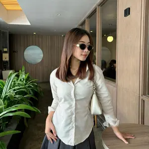 Kemeja Slimfit Stripe Wanita Katun Salur Model Terbaru Cantik Nyaman Panjang