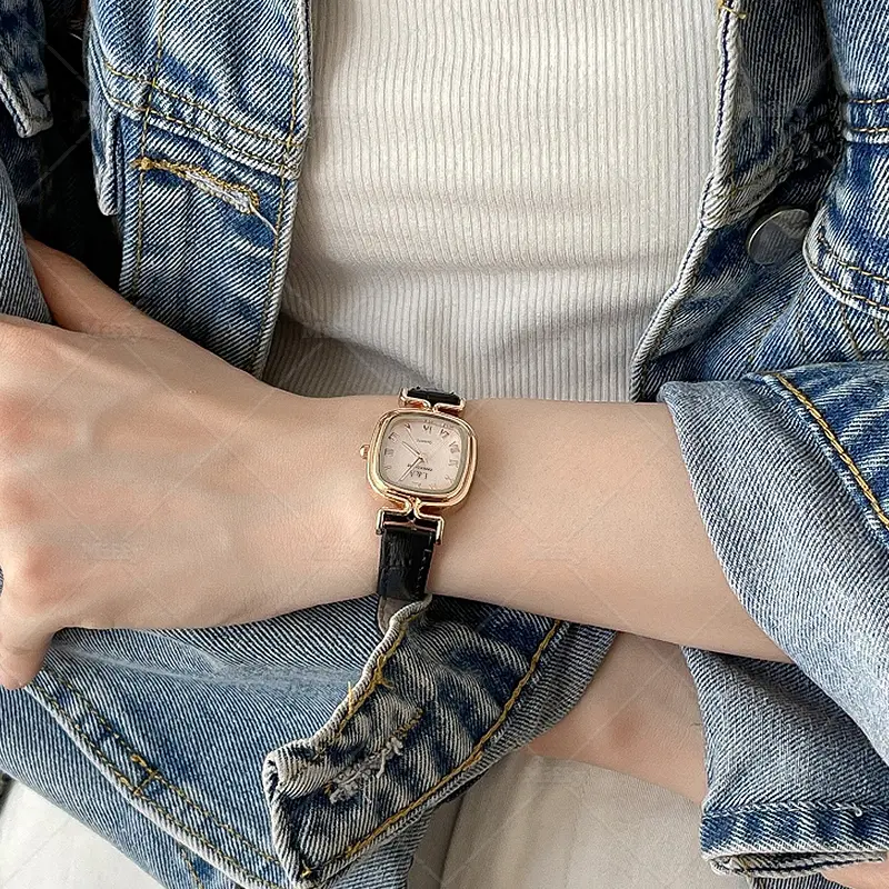 Miffy - Jam Tangan Analog Dial Kotak Gaya Retro Analog Watch Strap Pu Croco Fashion 1