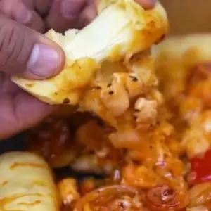 Pizza Pinggiran Mozarella 23cm