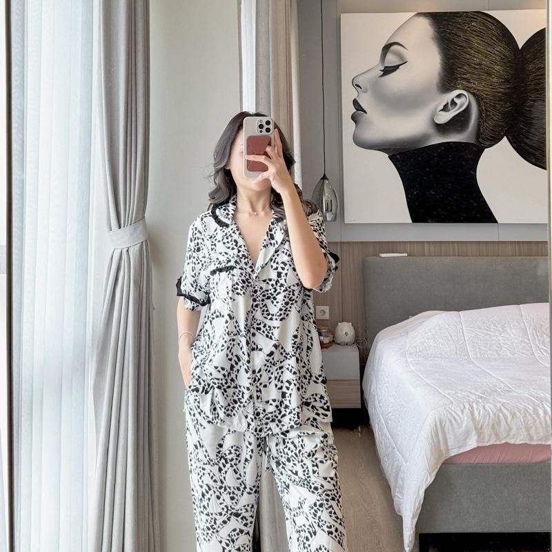 Piyama motif pita panjang black white bahan rayon 1
