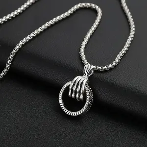 Amber Mountain Kalung Cowok Classic Titanium Liontin Cincin SImpel Style Daily 50cm Hadiah Hadiah Pria Rantai