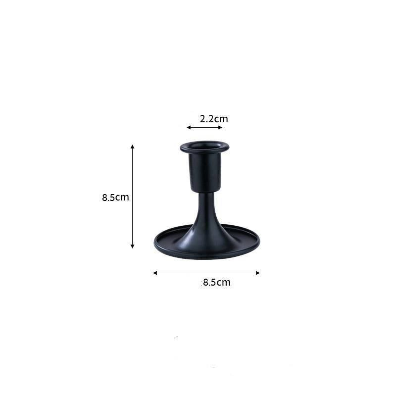 Product Introduction of Hiasan Candlestick, Gaya Eropah, Reka Bentuk Retro, Set 2PCS, Tempat Lilin, Sesuai untuk Meja Makan, Aksesori Makan Malam Cahaya Lilin Romantik, Sesuai untuk Perkahwinan dan Fotografi, Gaya Prop Besi Kotak 7