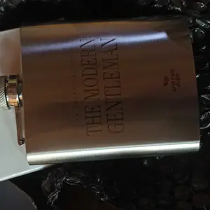 Botol Minum Hip Flask 7oz - F0212 - Silver