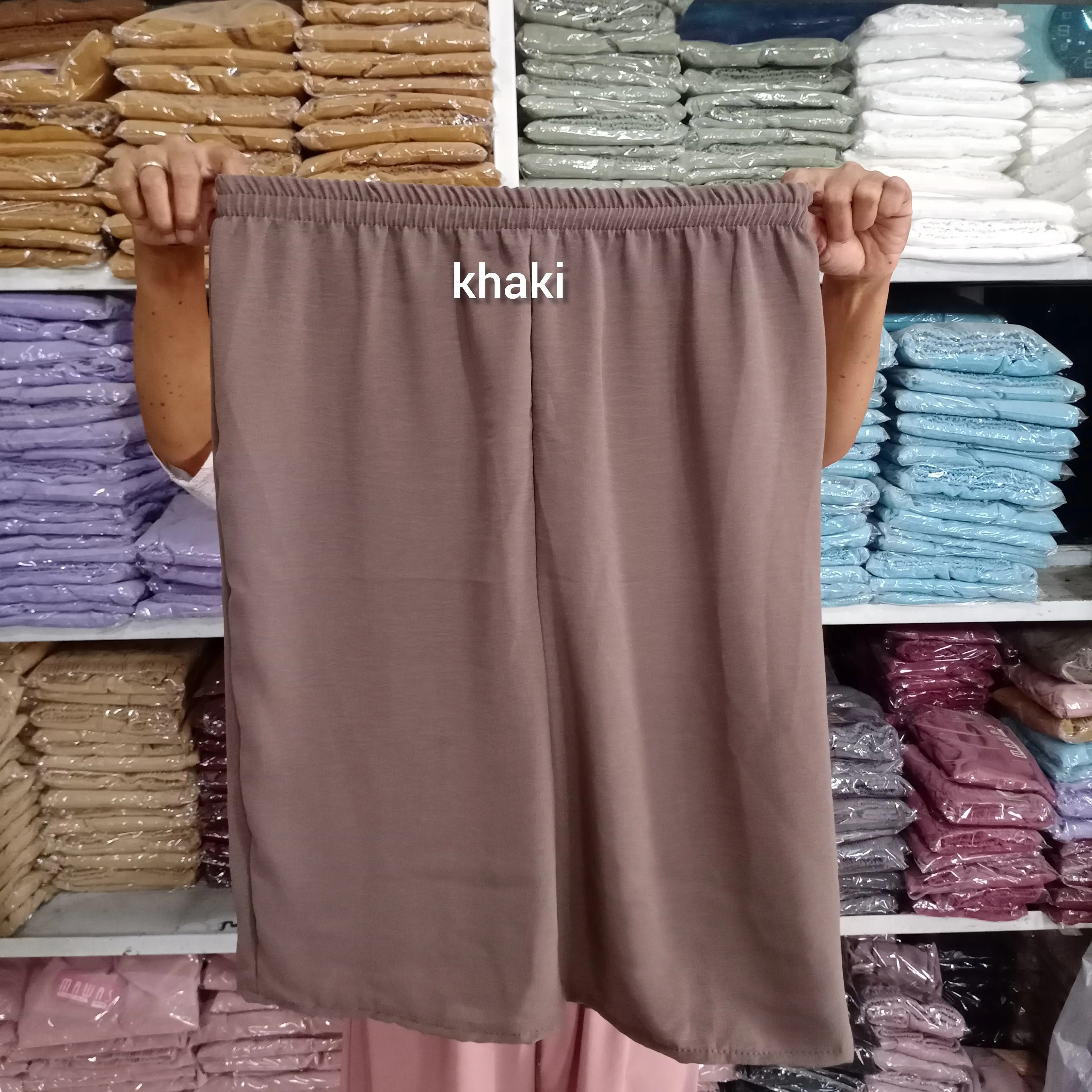 Celana pendek wanita bb 40 sampai 60 kg - kulot pendek cringkle untuk remaja dan dewasa