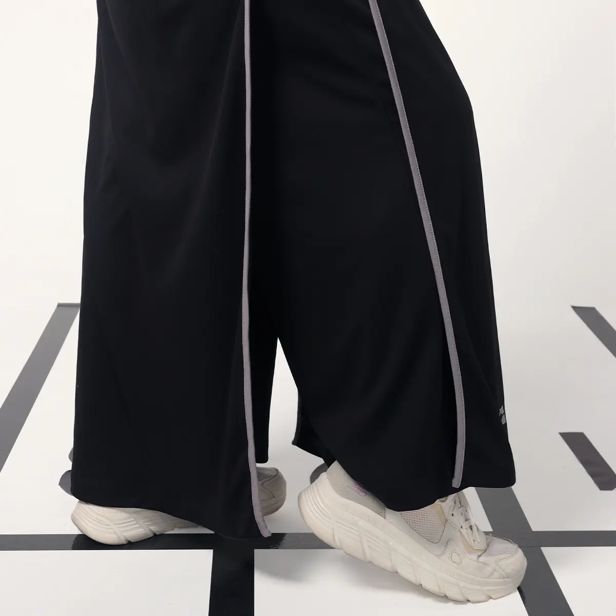 Nusseyba - Taza Skirt - Rok Celana Dry Fit - Rok Trendi Olahraga Wanita - Rokcel Sporty Panjang Muslimah - Rok Sport Syari Belah Samping List