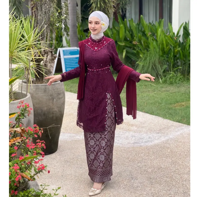 Kebaya Alana couple Burgundy / kebaya couple / kebaya lamaran 1