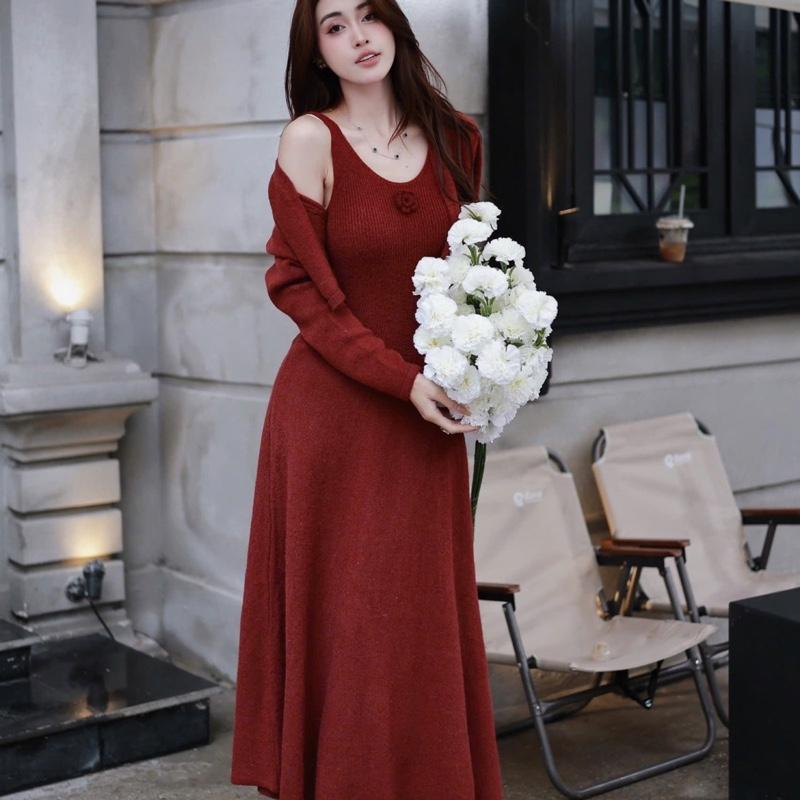   Mami.closet  Set Váy len hàng QCCC chất len thỏ dày co giãn váy 2 dây kết hợp áo khoác cadigan nhẹ nhàng dài tay. Bầu mặc được 