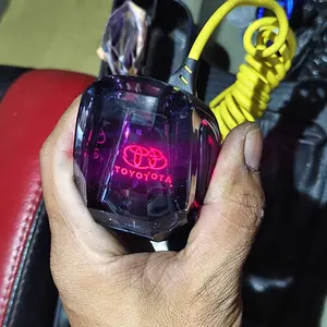 【Pengiriman 24 Jam】SOARFLY Shift Knob Sentuh LED 7 Warna Dinamis Logo Toyota Daihatsu Universal 8/10/12mm, Pengisian Type‑C