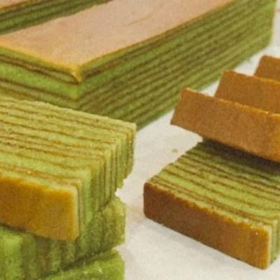 lapis legit spesial pandan basah uk.16cmx16cm ADIKA CAKE 100%Halal 1