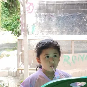 [HALAL] LIANGGUI Lollipop Musik (Rasa Stroberi, Anggur, Apel), Cocok untuk Menyertai Nonton Drama/Santai di Asrama/Makanan Ringan Baca Bareng Orang Tua, Permen Unik dan Menarik, Tekstur Lembut Tidak Menempel di Gigi, Waktu Tahan Musik Panjang