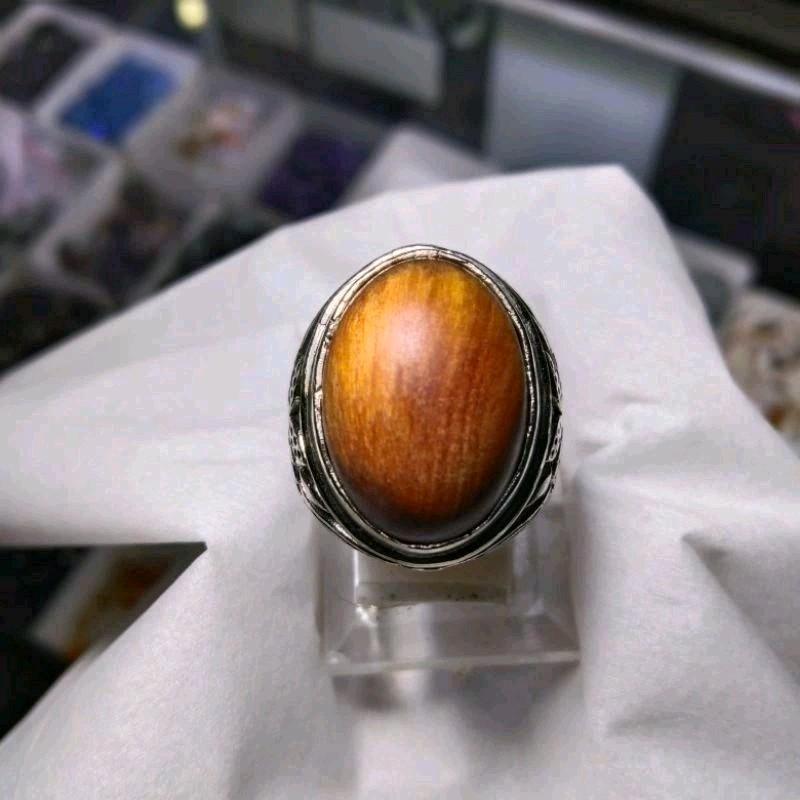 Cincin akik kayu agatis senter tembus Merah 4