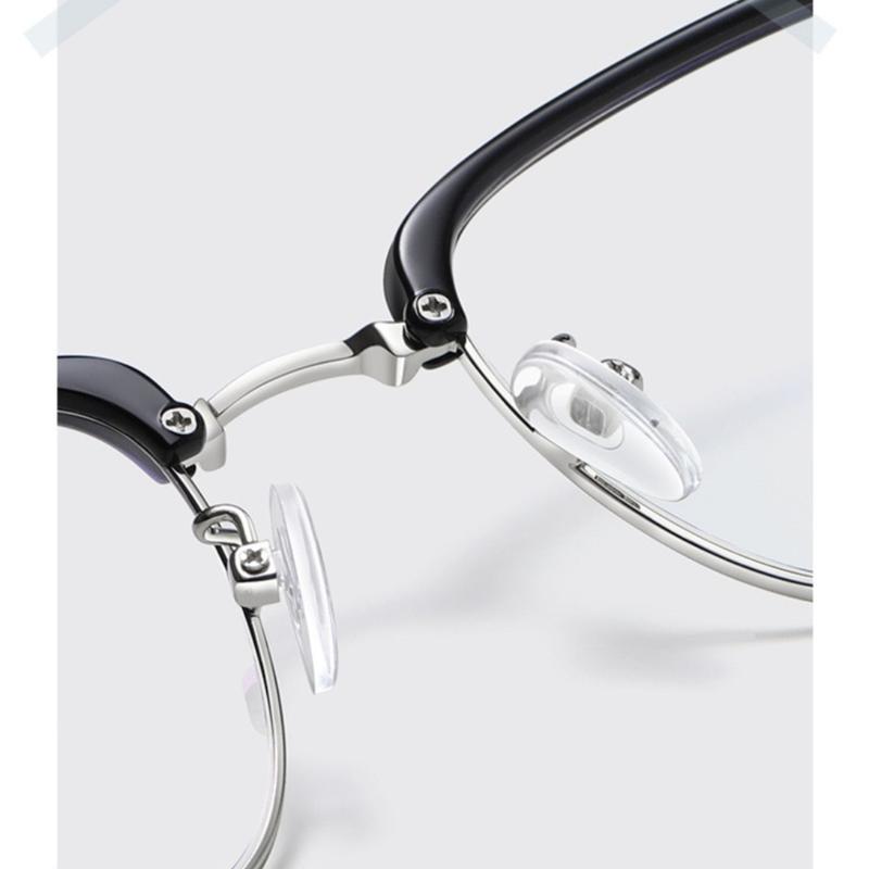 Product Introduction of （Bisa COD）Kacamata Baca Anti Radiasi Lensa Plus Lensa Baca dan Jalan Lensa Double lensa Bifocal Frame Modis Unisex Pria Wanita Cewek Cowok bifokal 605 4
