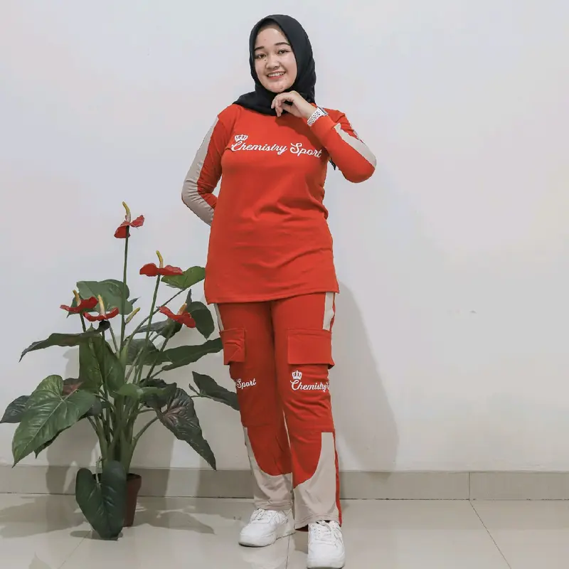 Setelan Olahraga Wanita | One Set Cargo Muslimah bahan Katun Combed 20s 1