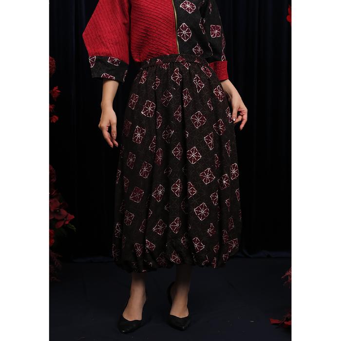 Gambar NONA RARA - Balloon Dobi Cirebon P0601, Rok Batik wanita modern - ALL SIZE dari Nona Rara Batik Kota Administrasi Jakarta Timur Tokopedia