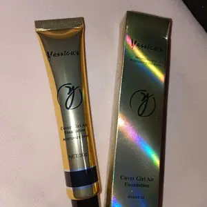 FYC - Yessica's Waterproof Foundation Cover Girl Air Moisturize Skin