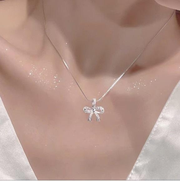 DÂY CHUYỀN THIẾT KẾ MẶT NƠ SANG TRỌNG XINH XẮN