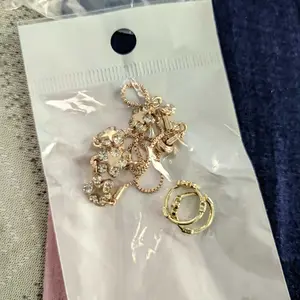 Zircon Flower Bracelet Simple Personality Bracelet Jewelry