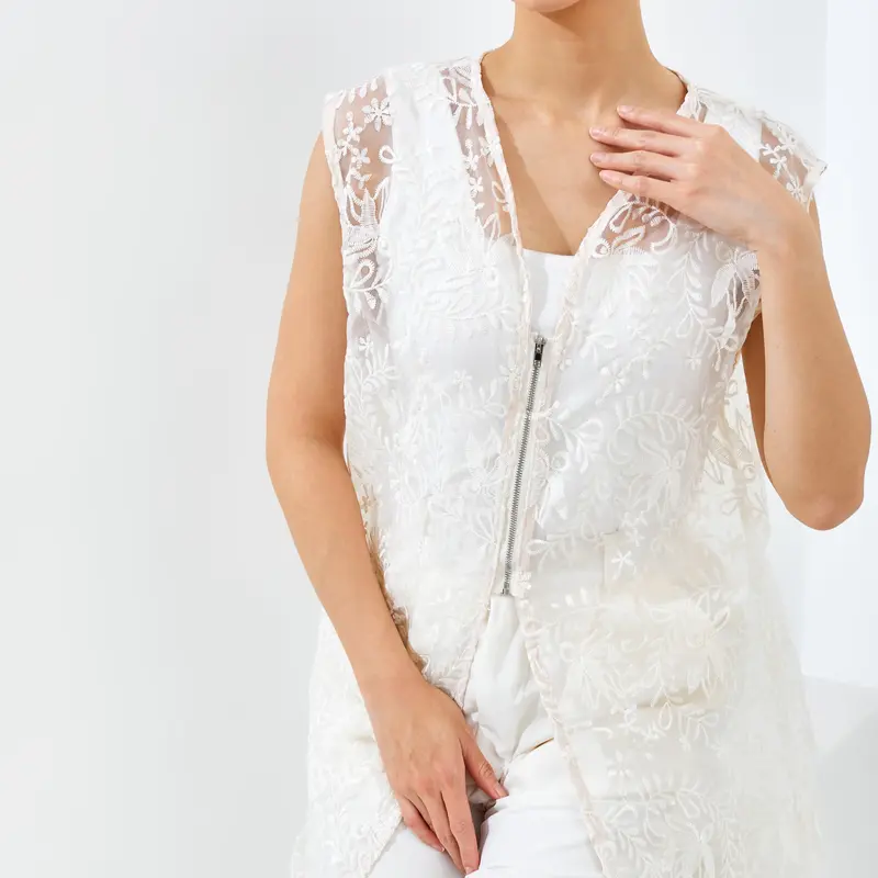 PUKKA Brooklyn Vest (Rompi Lace Brokat Panjang Resleting) 5
