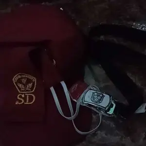 Paket Hemat Topi Dasi Sabuk Anak SD Cewek Cowok Logo Bordir Belakang Karet Nyaman dan Unik
