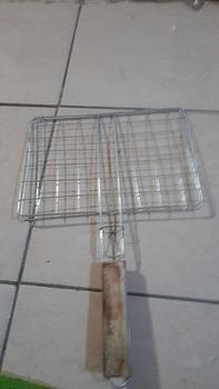 Product Review of PANGGANGAN KAWAT STAINLESS Kayu Kitchenware Alat Besi Peralatan Pemanggang from m**a 0