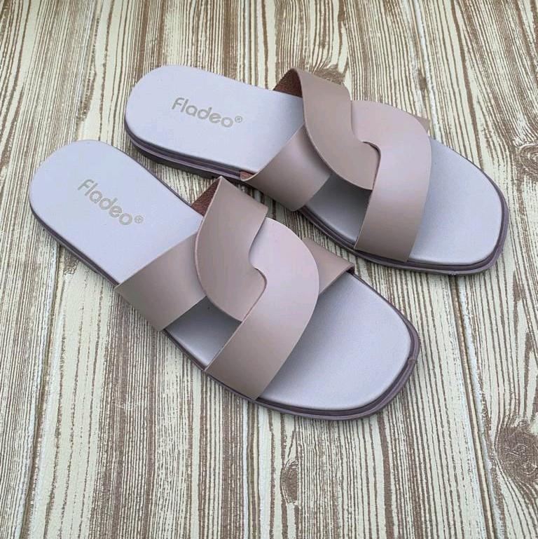 Sandal Slop Wanita Silang triple Terbaru Hak Datar 1 cm Kulit Sintesis/sandal flat wanita kekinian 4