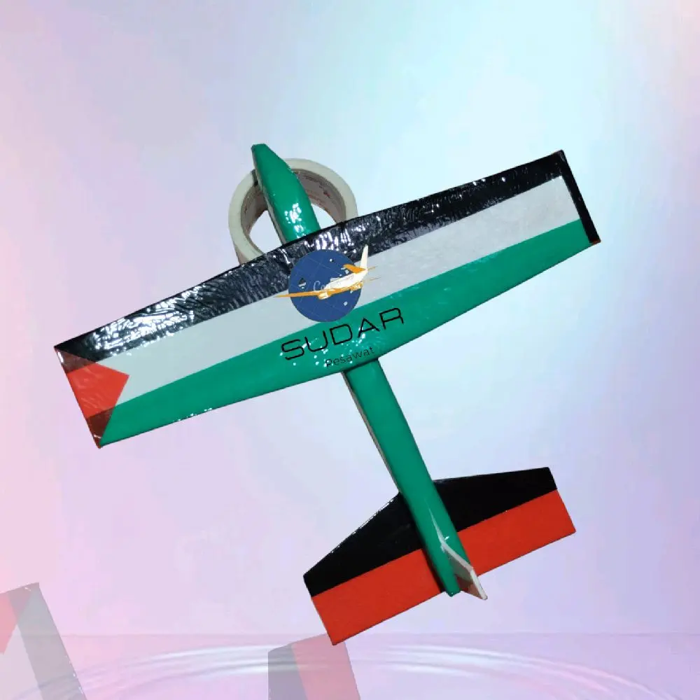 pesawat sterefoam lempar balik bendera Palestina