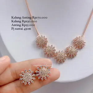 Kalung anting model matahari rosegold. High style look diamond cantik