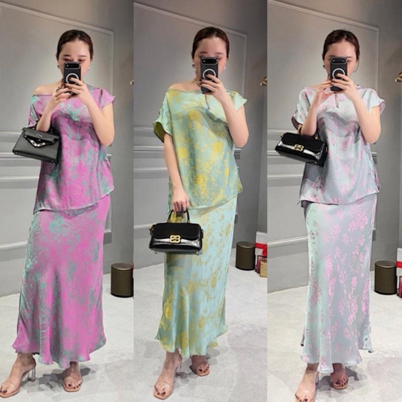  Set lụa COLOUR  2245 —Set áo form suông xẻ lai + chân váy đuôi cá   Chất lụa tằm   