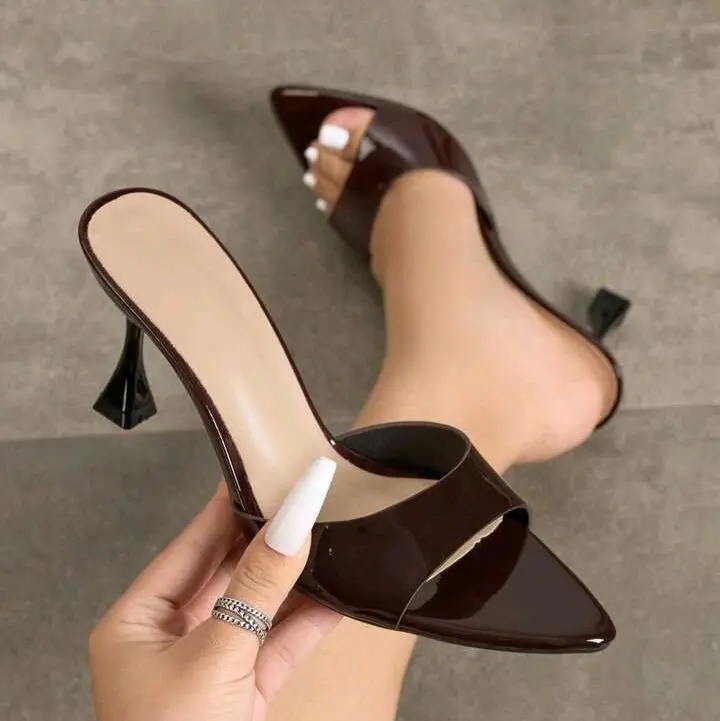 Nabila 015 Sandal Hlees Kokop Tinggi Hak 7cm Terbaru dengan Desain Elegan dan Nyaman untuk Tampilan Mewah