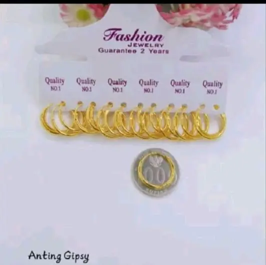 Anting gipsi titanium warna emas anting wanita polos 2