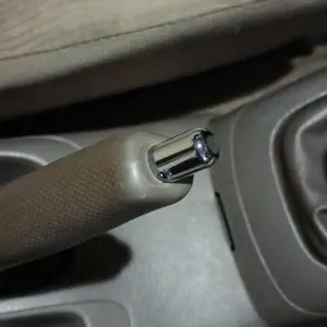 KNOB REM TANGAN AVANZA RUSH XENIA TERIOS 46217-BZ010 ORI