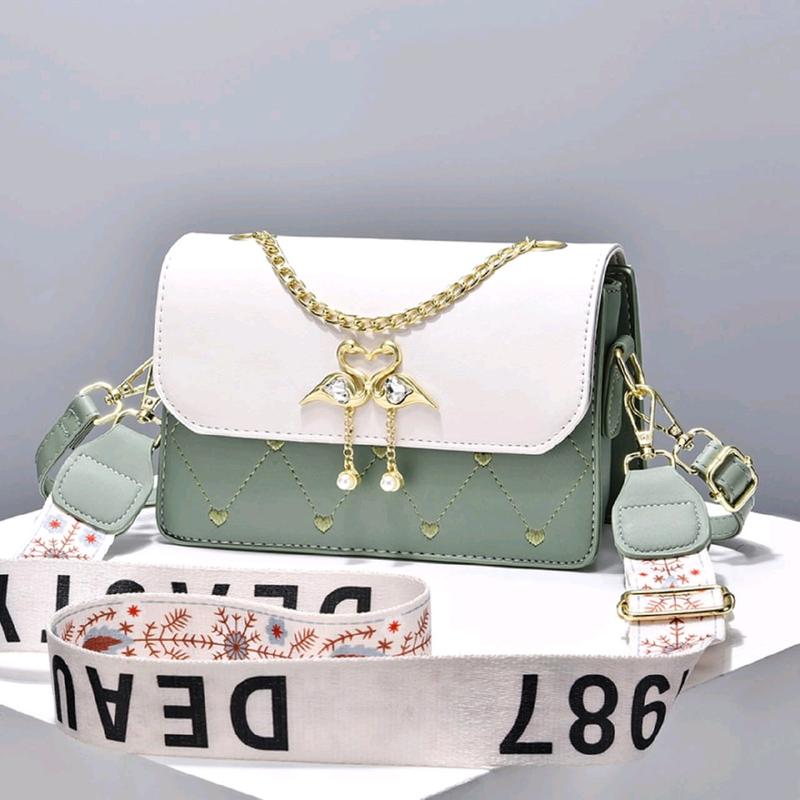 Tas Cantik Wanita dari Brand Terkenal 3