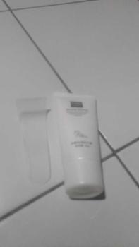 Product Review of Krim Penghilang Bulu Senana Marina untuk Ketiak, Kaki, dan Kemaluan - Kering, Muka Perontok Removal tanpa Wax / Waxing from A**k T**i 1