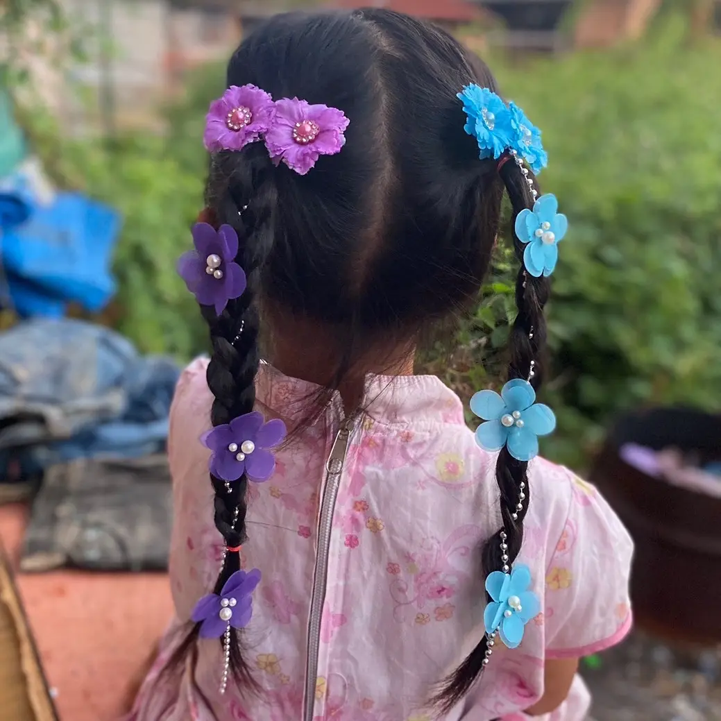 Jepit bunga kepang untuk anak kecil