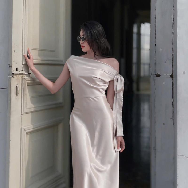 Đầm lụa lệch vai cột nơ vai 6