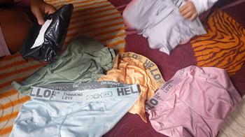 Product Review of (12 Pcs) CELANA DALAM PRIA BOXER HELLO CD LAKI LAKI IMPORT 3105 from A**a 1