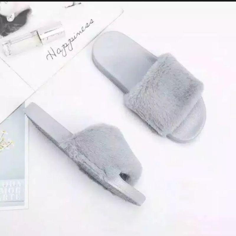 Product Introduction of Sandal Wanit Selop Bulu Korea Fashion Wanita Trendy 6