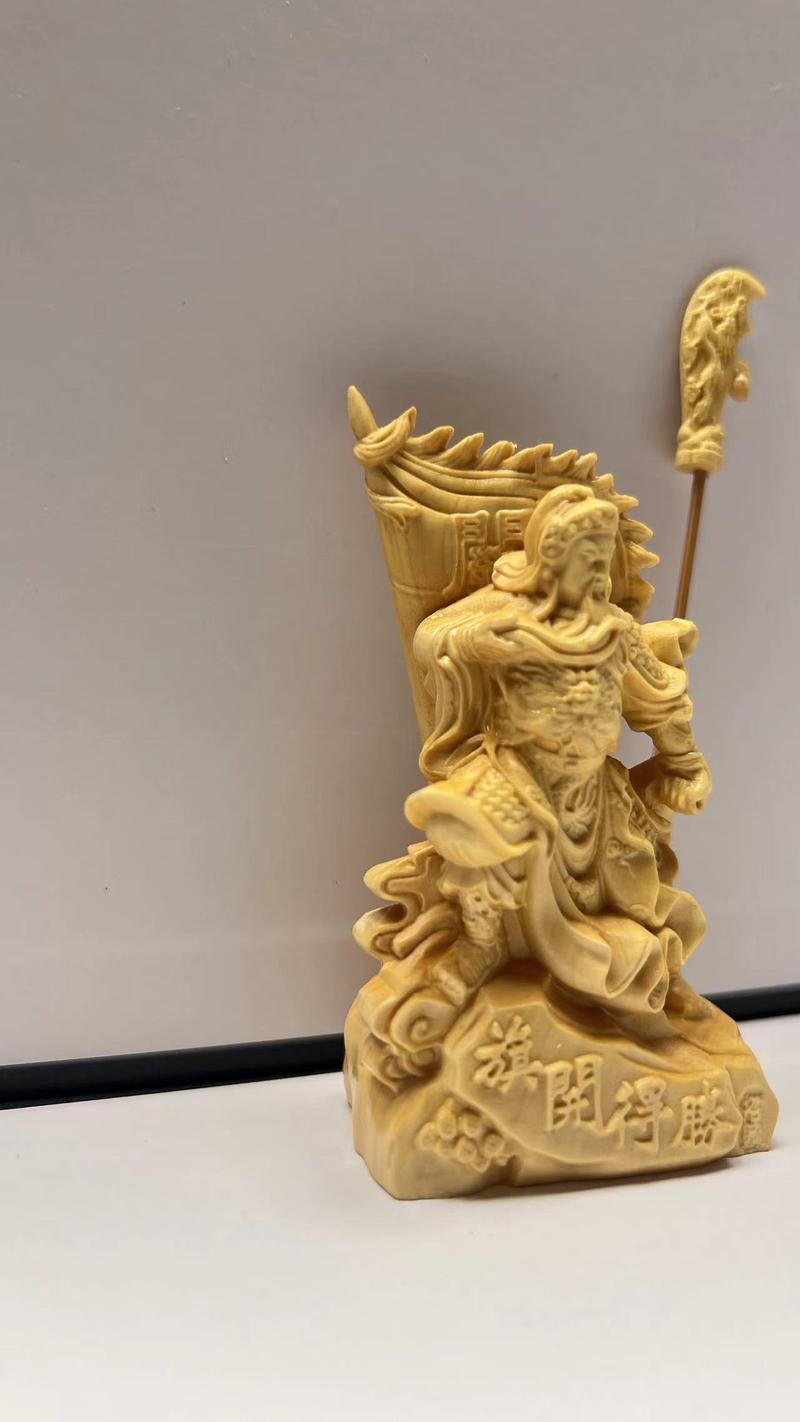 Product Introduction of Small leaf boxwood ornaments Carved ornaments 7cm 2