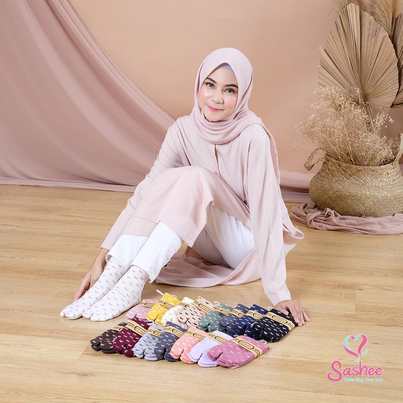 Kaos Kaki Wanita Jempol muslimah Rajut Motif Polka love Dewasa Panjang Hijab Sashee Original All Size muslim 2