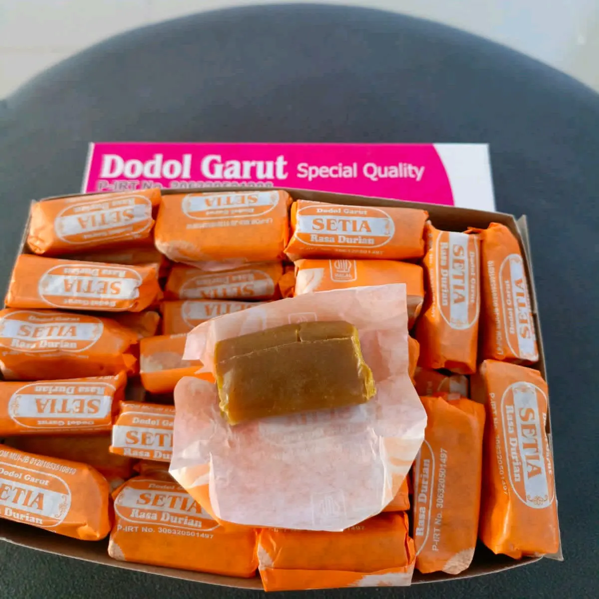 Dodol Garut Rasa Durian Dodol asli garut fresh langsung dari pabrik Manis Makanan