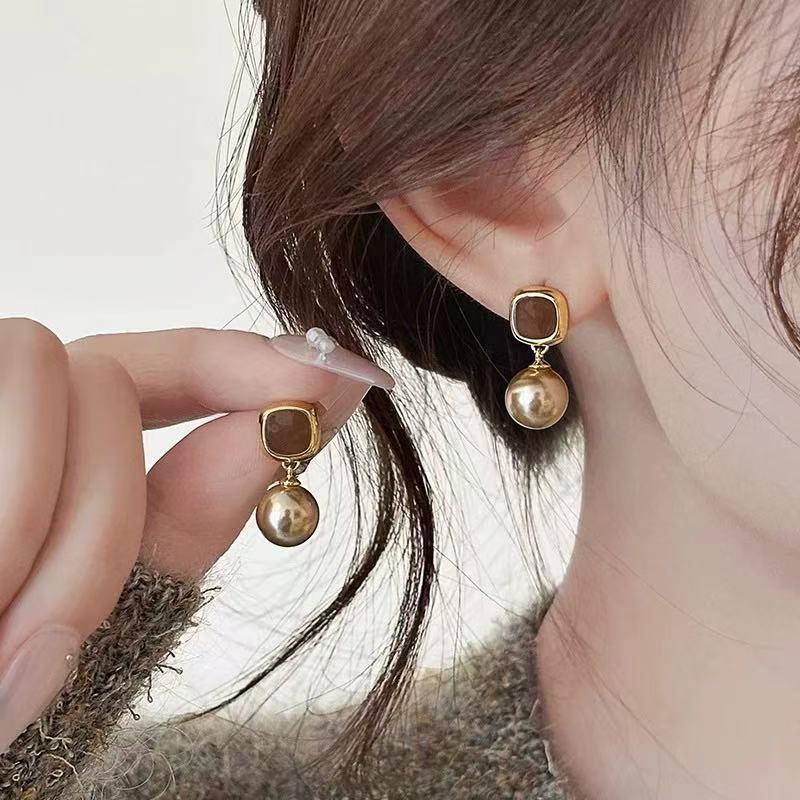 Bông Tai Ngọc Trai Nữ, Thiết Kế Hình Vuông Đơn Giản, Màu Nâu, Thời Trang, Dễ Phối Đồ 0