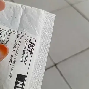 [BUY 1 GET FREE GIFT] Madame Gie Plump Balm - Lip Gloss Bibir Kering Vitamin E Extract