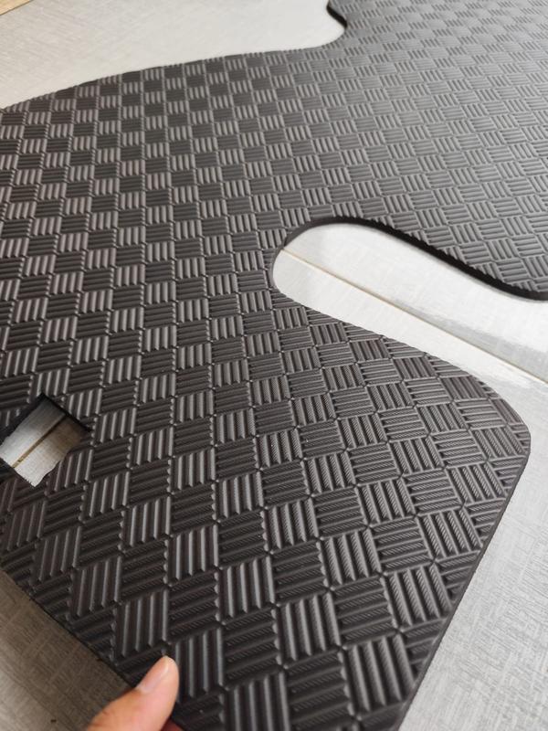 KARPET ALAS KABIN TRAGA ANTI SLIP TIDAK MENYERAP AIR Car Karet spon 3