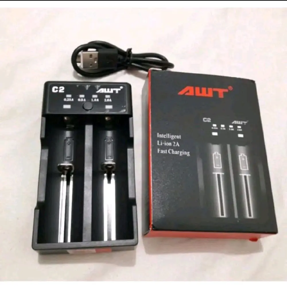 Ready Stock Charger AWT C2 2A USB battery 18650 Charger