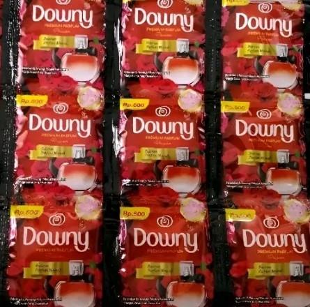 Product Introduction of Downy Pewangi 500an (4 Renceng Isi 48 Sachet) - 11 ml/Sachet, Pewangi Pakaian Cair Tahan Lama 9