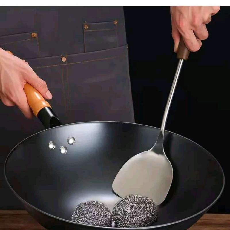  Chảo gang cao cấp đúc nguyên khối Đế bằng loại Dày sâu lòng  không tai phụ Dùng cho Bếp ga Bếp Từ và Bếp Hồng ngoại  Tăng: bàn sản + cọ sắt  