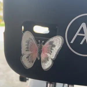 【Ioorud】 Ornamen Kupu-kupu 3D Dekorasi Interior Mobil Aksesoris Konsol Tengah Lucu Car Dasbor Hiasan Kendaraan
