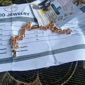 tebus murah gelang tangan wanita emas muda motif plat rantai dapat surat toko