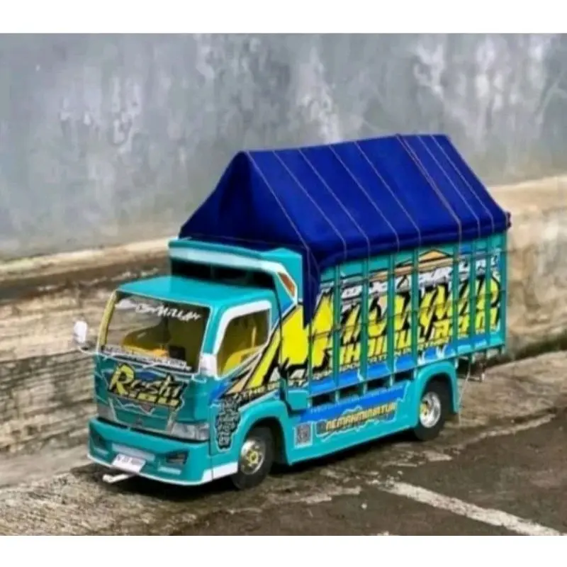 miniatur truck oleng full variasi lampu dan terpal